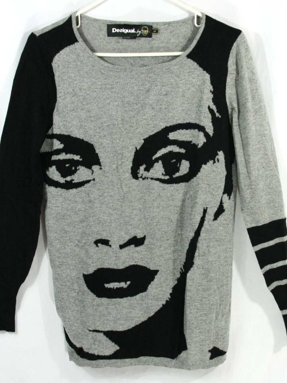 Desigual Marilyn Monroe Model Face Graphic Gray and Black Sweater Tunic XL